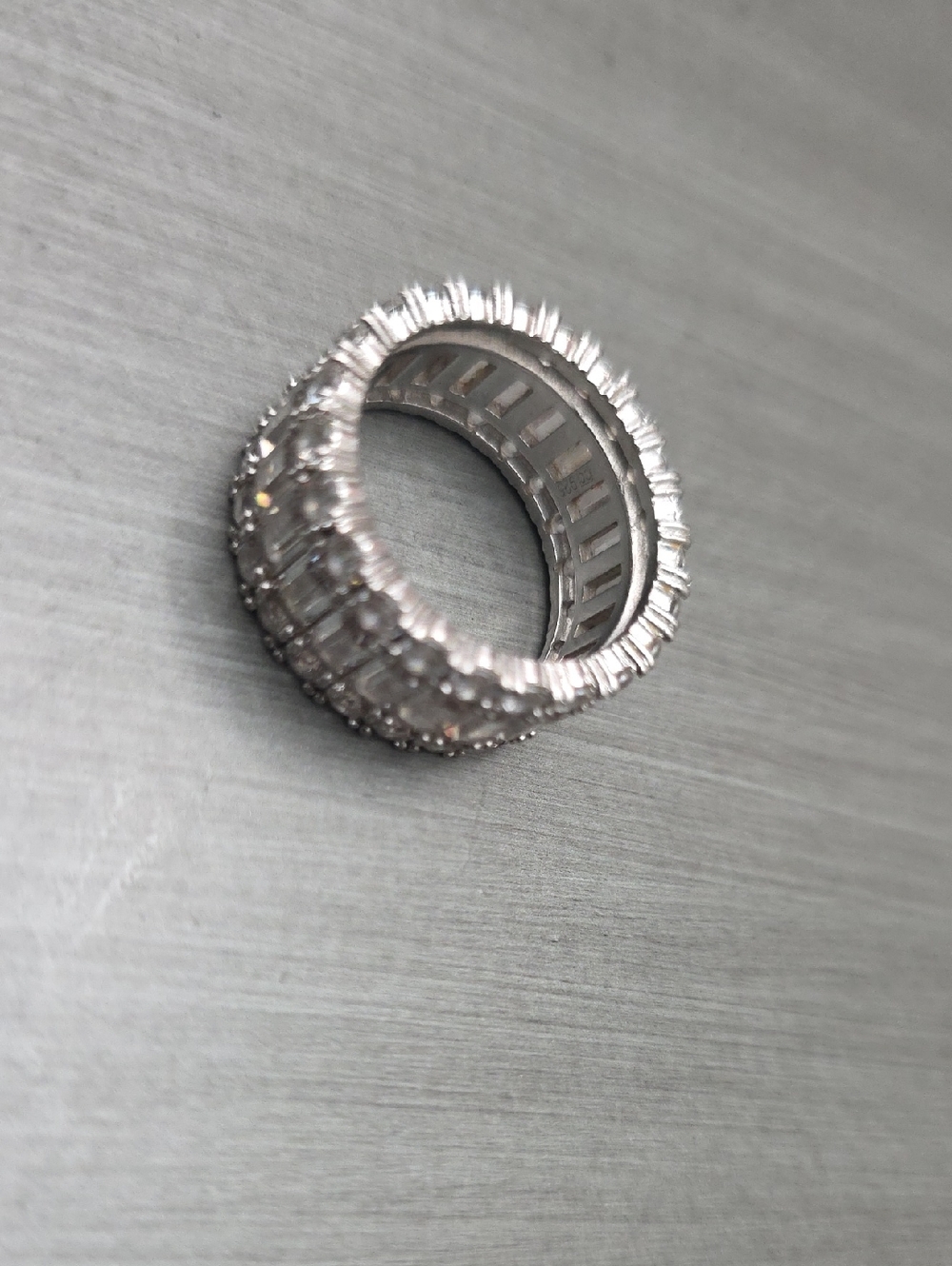 Eternity Band - Women Jewelry - Picture 4 of 4